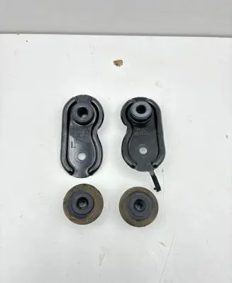 Subaru Legacy VII Radiator mount bracket