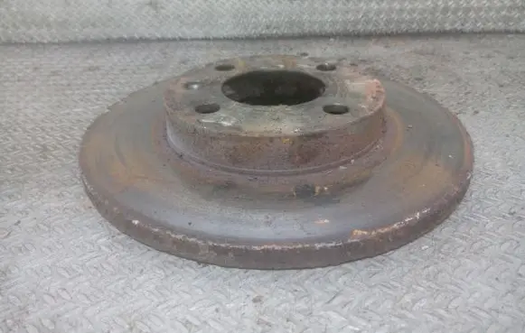 Volkswagen Golf II Front brake disc