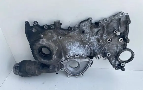 Toyota Avensis T250 Timing chain cover 