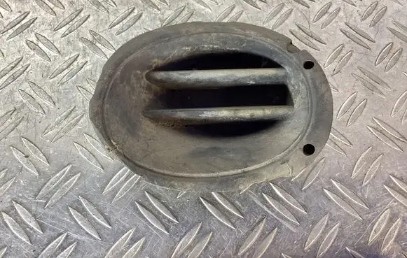 Ford Mondeo MK II Front bumper lower grill 96BB17A989AG