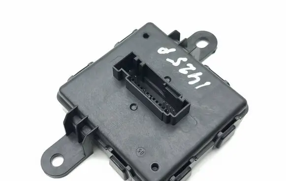 Skoda Superb B9 Keyless (KESSY) go control unit/module 5WA959436AC 5NA959436M