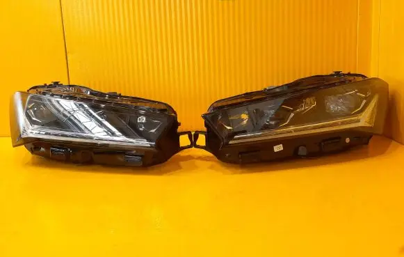 Skoda Superb B9 Headlight/headlamp 3P1941016A 3P1941015A