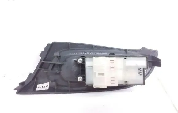Nissan Almera N16 Electric window control switch 60960BM400
