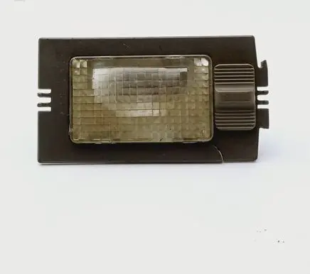 Volkswagen PASSAT B4 Other interior light 441947303