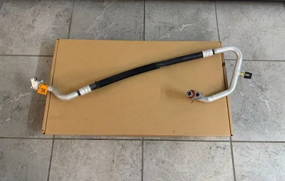 Ford Ranger IV Air conditioning (A/C) pipe/hose MB3B19N602JC