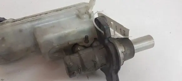 Renault Megane II Master brake cylinder