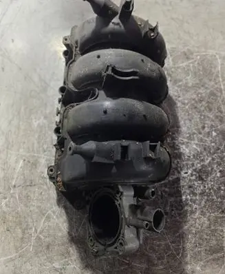 Volkswagen Bora Intake manifold 036129711FA