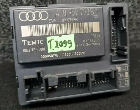 Audi Q7 4L Door control unit/module 4L0959793B