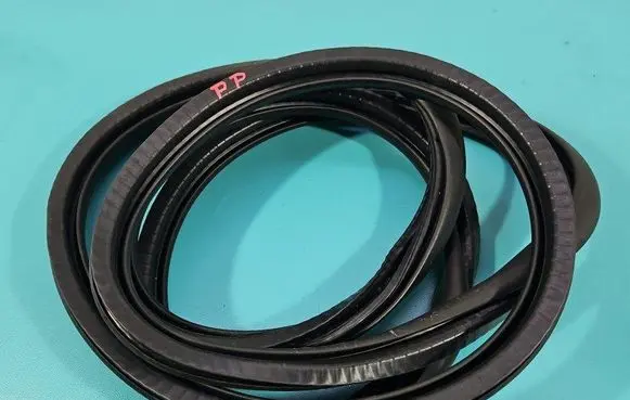 Peugeot 3008 II Front door rubber seal IMPRK1498232