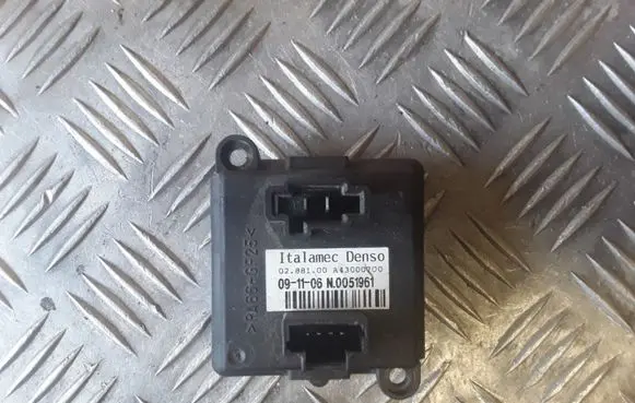 Citroen C4 Grand Picasso Heater blower motor/fan resistor 0288100 A43000700