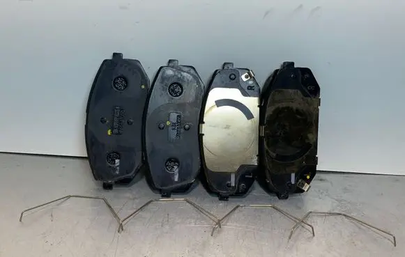 Hyundai Tucson TL Brake pads (front) 