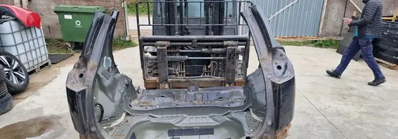 Toyota RAV 4 (XA40) Rear bodywork 