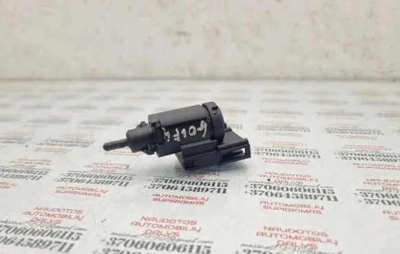 Volkswagen Golf IV Brake pedal sensor switch 1J0945511C