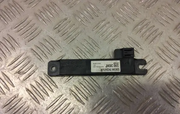 Hyundai Kona I Interior comfort aerial antenna 95460-CY000