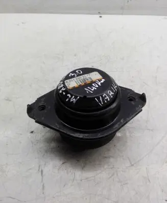 Mercedes-Benz ML W164 Engine mount bracket A2512403117
