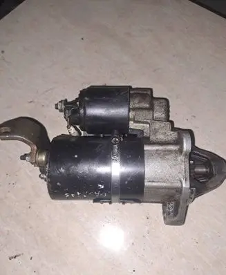 Volkswagen PASSAT B5.5 Starter motor 06B911023