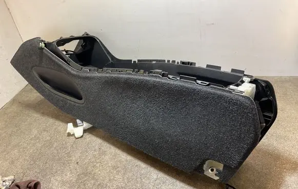 Volvo XC40 Other center console (tunnel) element 32260212