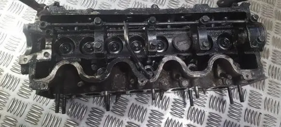 Opel Vectra C Engine head 55193309