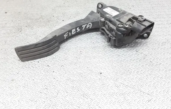 Ford Fiesta Accelerator throttle pedal 2S619F836BA