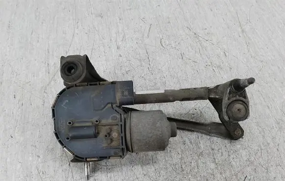 Front wiper linkage