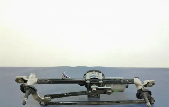 Hyundai i10 Front wiper linkage and motor 
