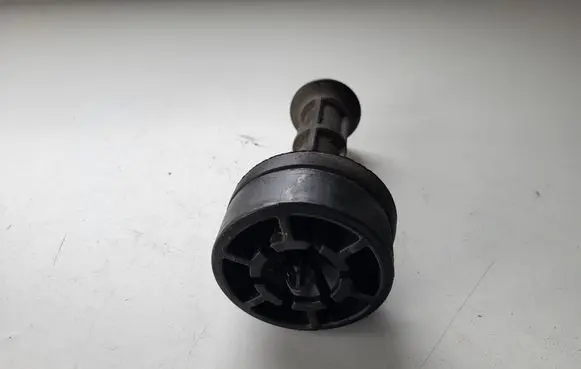 Nissan Qashqai Rear coil spring rubber mount 