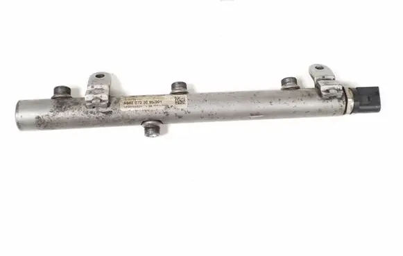 Mercedes-Benz C W204 Fuel main line pipe A6420703095