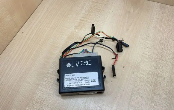 Subaru Forester SH Alarm control unit/module 02030102138100139