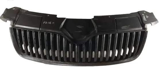 Skoda Fabia Mk2 (5J) Front bumper upper radiator grill 5J0853668