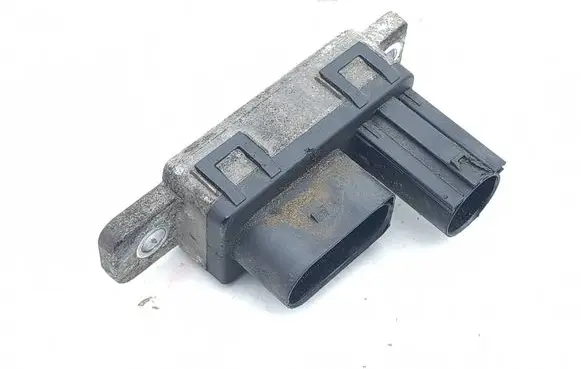 Jaguar F-Pace Glow plug pre-heat relay GX7312B533AD