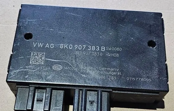 Audi A4 S4 B8 8K Tow bar trailer control unit/module brak