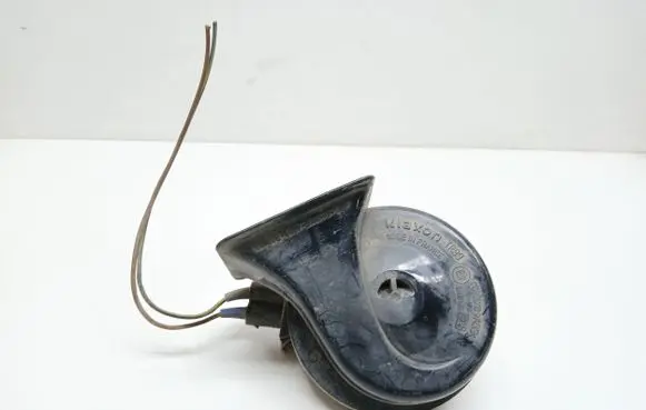 Audi A3 S3 8L Horn signal