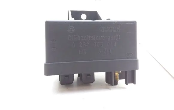 Lancia Kappa Glow plug pre-heat relay 0281003010
