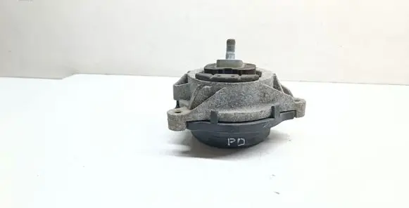 BMW 4 F32 F33 Engine mount bracket 6855456