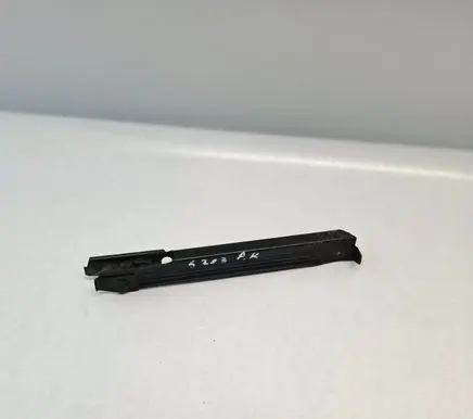 Mercedes-Benz C W203 Front bumper mounting bracket A2038801114