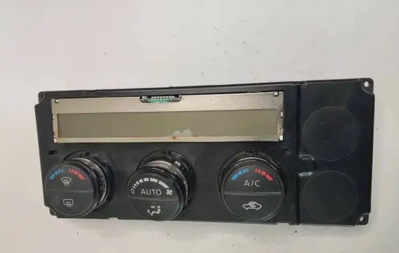 Nissan Pathfinder R51 Climate control unit 1031322 04042007