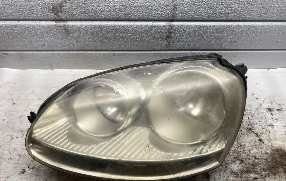 Volkswagen Golf VI Headlight/headlamp 1K6941005Q