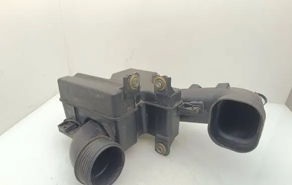Hyundai i40 Intake resonator 282203Z300 281903Z300