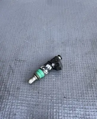 Ford C-MAX I Fuel injector 98MFBC9F593