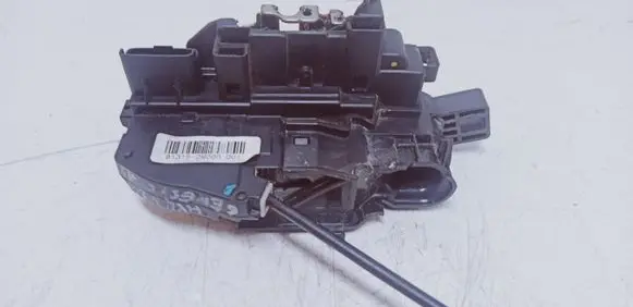 Hyundai Genesis Front door lock 813152M000