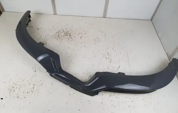 Ford Focus ST Front bumper lip 