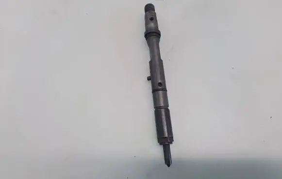 Audi A6 S6 C5 4B Fuel injector 059130201