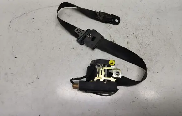 Mercedes-Benz ML W163 Front seatbelt