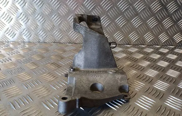 Citroen C5 Generator/alternator bracket 9675508280