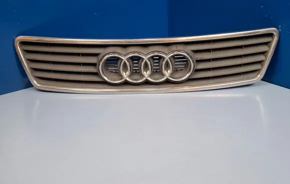 Front bumper upper radiator grill