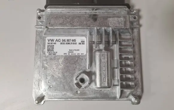 Audi A3 S3 8V Engine control unit/module 04L907445