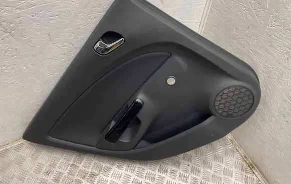 Opel Corsa D Rear door card panel trim p0112139