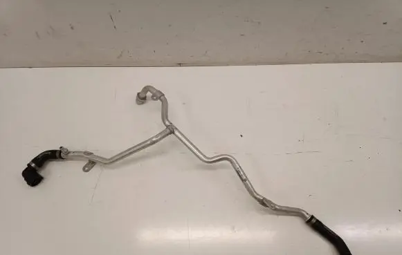 Mercedes-Benz E AMG W213 Engine coolant pipe/hose A2052032102