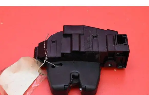 Citroen C5 Tailgate/trunk/boot lock/catch/latch 9660403780