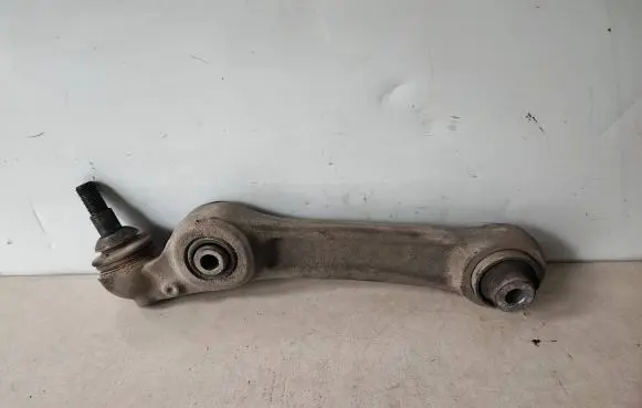 BMW 5 GT F07 Front lower control arm/wishbone 6798108
